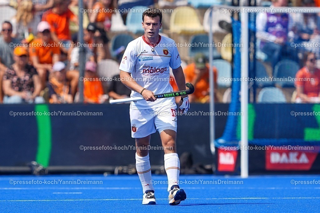 xydrx09082502034 | 09.08.2025, xydrx, Herren EuroHockey Championship 2025, Gruppenphase, Gruppe a, Niederlande - Spanien, Sparkassenpark Mönchengladbach: Pepe Cunill (ESP #17)