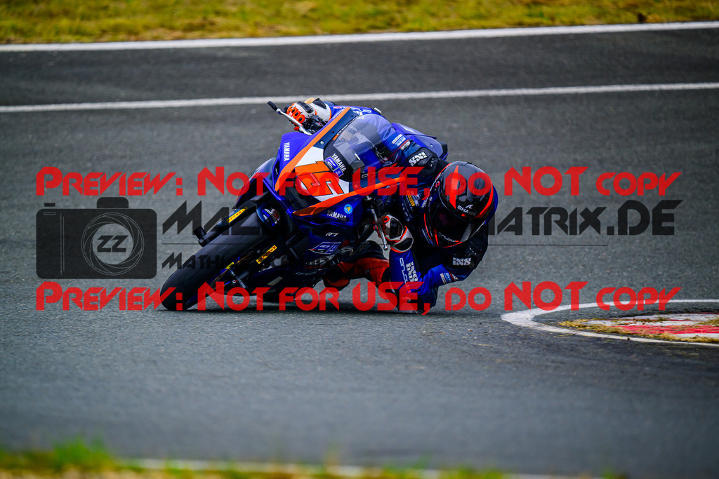 MaZZes_FotoMatrix_240726_6007705_2117 | R7