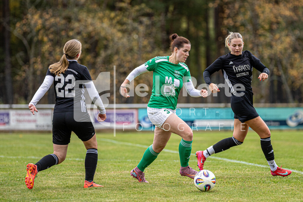 Union Bevensen Frauen - Kahlstorf_ Emma vs SG Dannenberg 111025 dlP | immodelaporte-sportfotos - Realisiert mit Pictrs.com