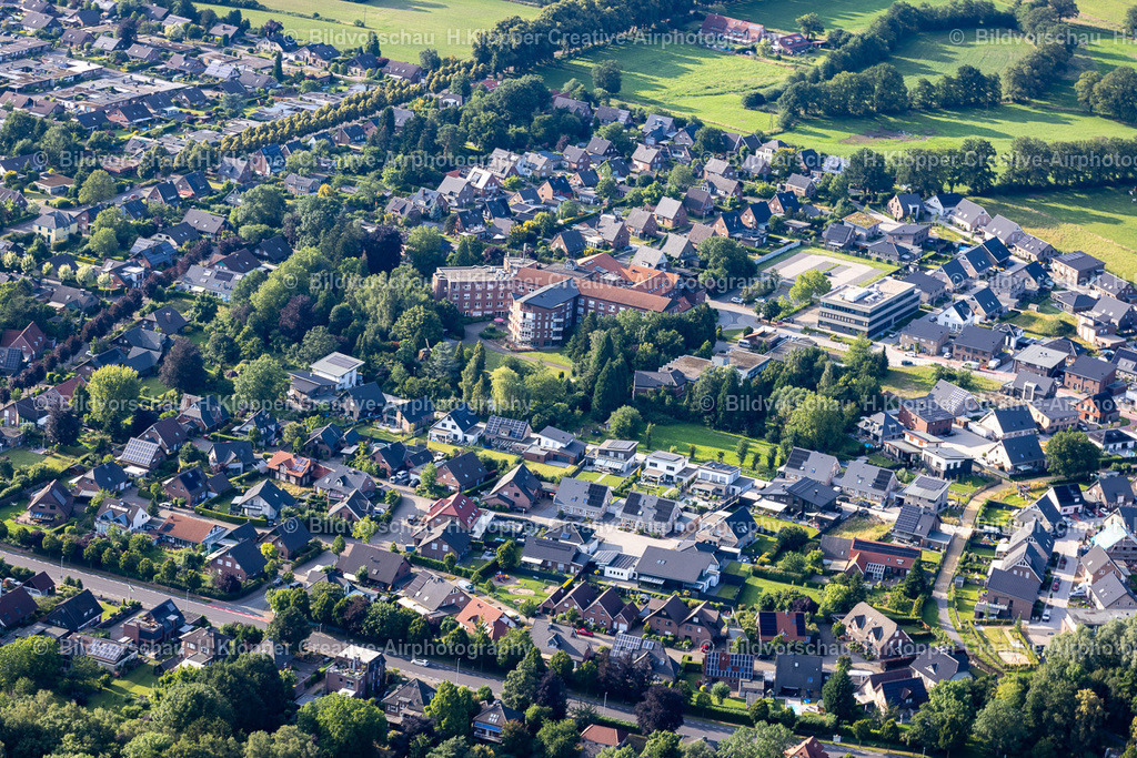 Luftbilder-Isselburg-9981 | Luftbilder Isselburg Stadt in Nordrhein Westfalen Burg Isselburg das Wasserschloss am Niederrhein - Realisiert mit Pictrs.com