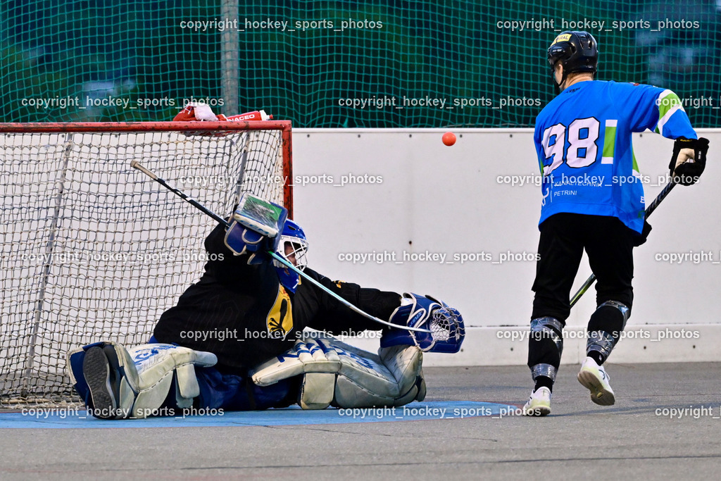 ASKÖ Hockey Villach vs. VAS Ballhockey  | #70 Moser Lukas VAS Villach, #98 MAXA Alexander ASKÖ Villach Hockey, ASKÖ Hockey Villach vs. VAS Ballhockey , ASKÖ Hockey Villach vs. VAS Ballhockey  am 06.07.2025 in Villach (Alpen Arena ), Austria, (Photo by Bernd Stefan)
