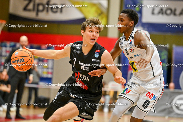 AUT, BSL, Basketball Flyers Wels vs Bulls Kapfenberg | 19.10.2024, Raiffeisen Arena Wels, AUT, BSL, Flyers Wels vs Bulls Kapfenberg, im Bild Miro Zapf of Bosco Bulls Kapfenberg and Marcus Azor of Raiffeisen Flyers Wels// BSL, Basketball Super League Match between Raiffeisen Flyers Wels and Bulls Kapfenberg in Wels, Austria on 2024/10/19