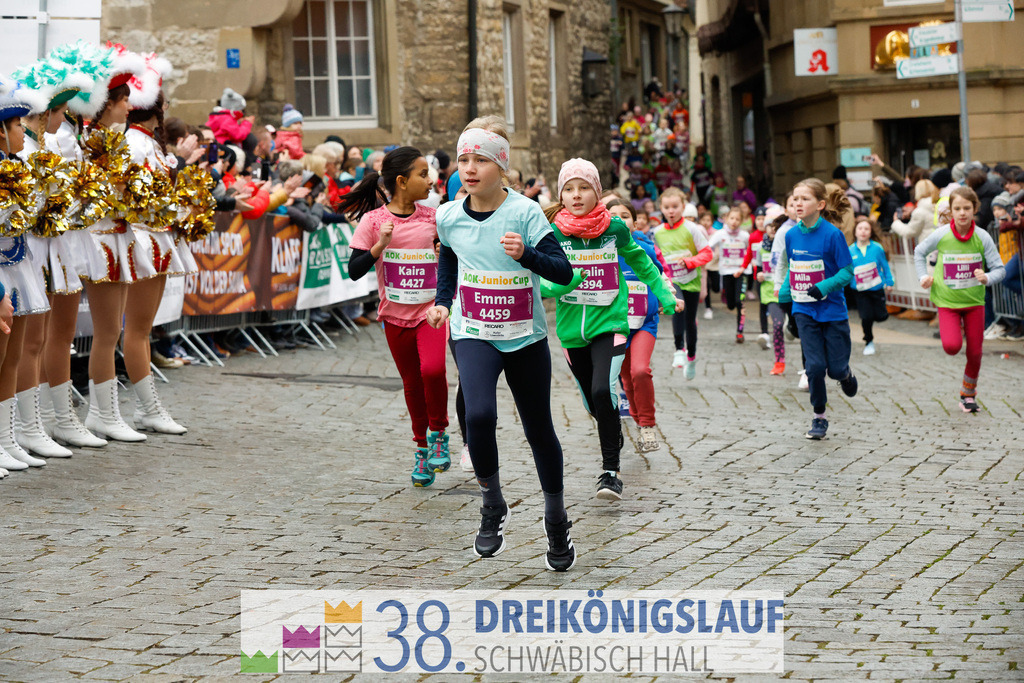 400m AOK Junior Cup | 3 Koenigslauf 2024 400m AOK Junior Cup - Realisiert mit Pictrs.com