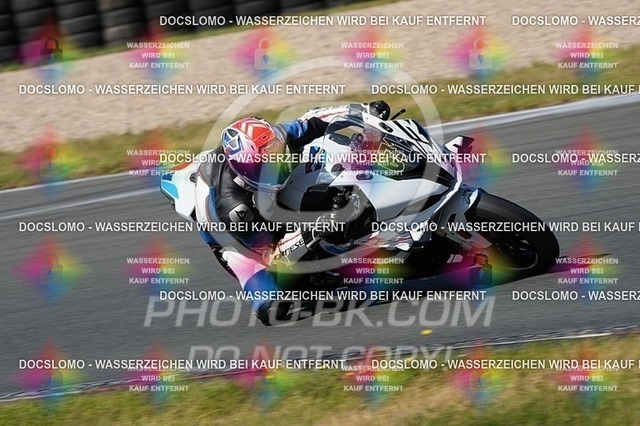 2025_08_31_PBK_36147 | Sportfotografie; SlowMotion; Video; Rennstrecke; Hafeneger; RSE; Speer; Trackday; Motorsportarena; Hockenheimring; Brno; Most; Barcelona; Valencia, Benny; Kaetzmer;