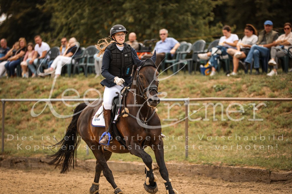 06.SoSpWB00329 | Leoni Ertmer Photography - Realisiert mit Pictrs.com