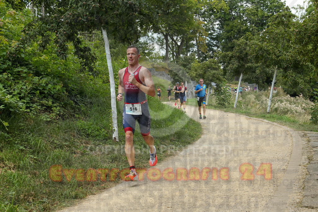 250824_1344_EX1_3476 | Sportfotografie im Rhein-Sieg Kreis, Köln, Bonn, NRW, Rheinland Pfalz, Hessen, etc. Unser Tätigkeitsfeld umfasst den Laufsport vom Volkslauf über den Marathon, Duathlon, Triathon bis zum Ultralauf wie Kölnpfad Ultra oder Schindertrail.