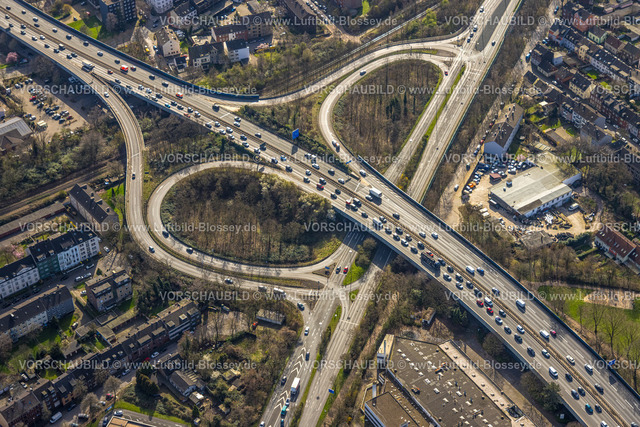Duisburg240304457 | Luftbild, Stau am Autobahnkreuz Duisburg-Ruhrort, Autobahn A59, Mittelmeiderich, Duisburg, Ruhrgebiet, Nordrhein-Westfalen, Deutschland, Duisburg-N