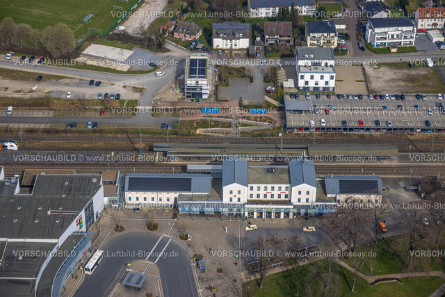 Soest240307471 | Luftbild, Bahnhofsgebäude und Vorplatz, Bahnhof Soest Hbf, ZOB Busbahnhof, Soest, Soester Börde, Nordrhein-Westfalen, Deutschland