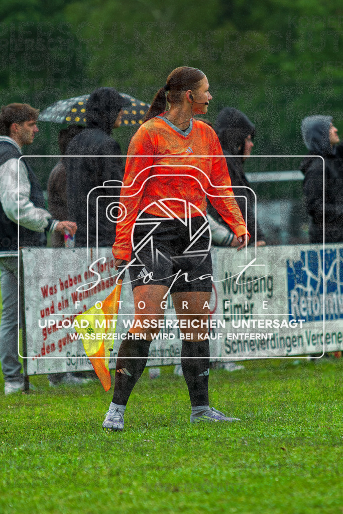 Final Kreispokal HK - Germania Walsrode vs. TSV Wietzendorf | Amelie Dorothea Bartels (Schiedsrichterassistentin); Finale Kreispokal HK - Germania Walsrode vs. TSV Wietzendorf am 07.06.2026 in Sportplatz Alter Schulweg, Schülern - Realisiert mit Pictrs.com