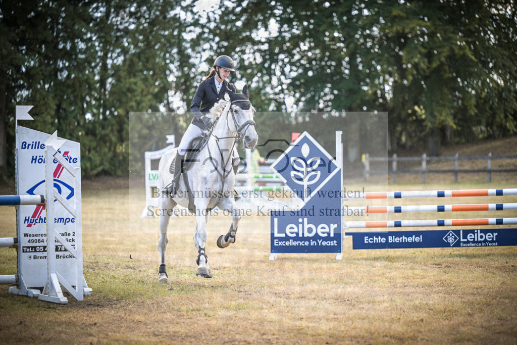 DOS_0490 | Entdecke hochwertige Reitturnierfotos von Foto Oger. Professionell, emotional und authentisch – jetzt Lieblingsmomente im Shop bestellen.Deutschlandweite Turnierfotografie. - Realisiert mit Pictrs.com