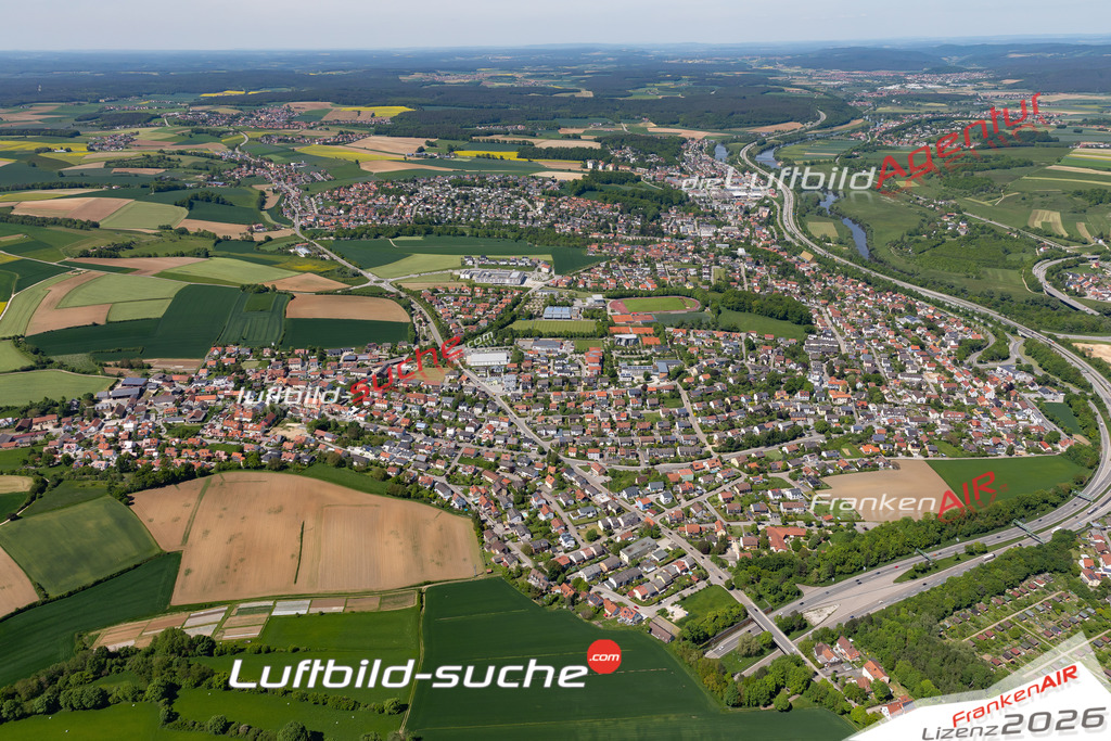 Das Luftbild der Stadt Lappersdorf wurde 2021 vom Flugzeug heraus erstellt (keine Drohne) Aufnahmehöhe ca.450 Meter- hohe Bildauflösung und Druck-Qualität garantiert!