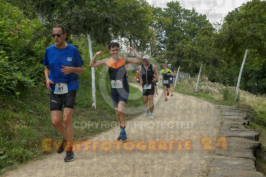 250824_1349_EX1_3869 | Sportfotografie im Rhein-Sieg Kreis, Köln, Bonn, NRW, Rheinland Pfalz, Hessen, etc. Unser Tätigkeitsfeld umfasst den Laufsport vom Volkslauf über den Marathon, Duathlon, Triathon bis zum Ultralauf wie Kölnpfad Ultra oder Schindertrail.