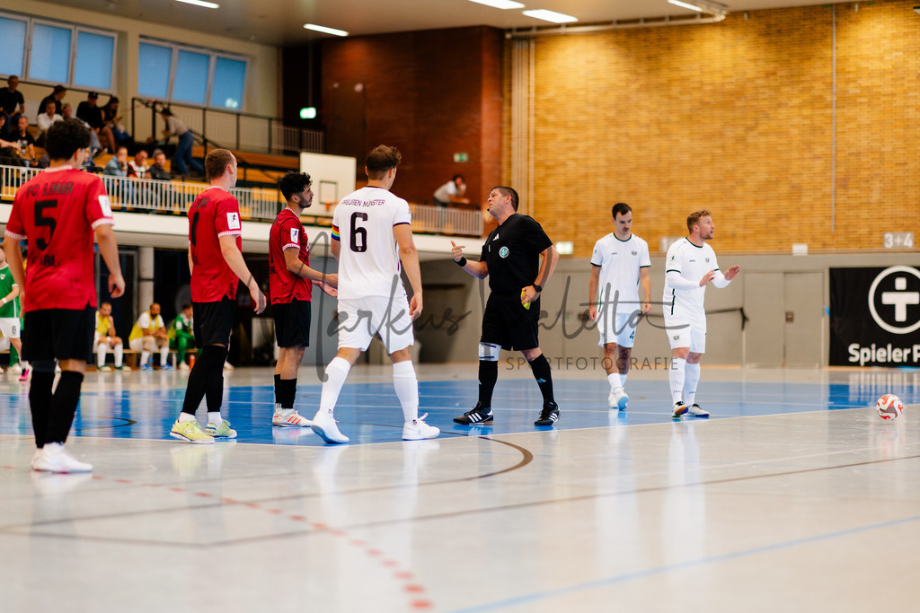 Futsal-Bundesliga, Saison 2025/2026, 2. Spieltag: SC Preußen Münster - FC Liria Futsal Berlin | Futsal-Bundesliga, Saison 2025/2026, 2. Spieltag, SC Preußen Münster empfängt FC Liria Berlin in der Universitäts-Sporthalle in Münster. Foto: sportfotografie.ms | Markus Paletta - Realisiert mit Pictrs.com