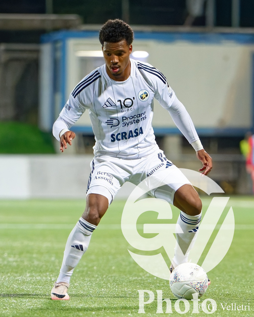 Challenge League - Etoile Carouge FC v FC Vaduz | Matheus Henrique Vieira do Sacramento (11 Etoile Carouge FC) in action during the Challenge League game between Etoile Carouge FC and FC Vaduz at Stade de la Fontenette in Carouge, Switzerland