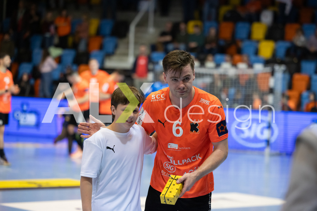 Handball I Herren I Saison 2025-2026 I EHF EUROPEAN LEAGUE 2025/26 | Men I Main Round I 2. Spieltag I Kadetten Schaffhausen - TSV Hannover-Burgdorf I 24.02.2026 | 6 Odinn Rikhardsson (IS) (Kadetten Schaffhausen) – Flügel rechts - Realisiert mit Pictrs.com