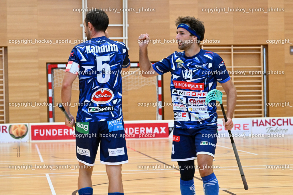 VSV Unihockey vs. Dunai Krokodilok 9.9.2023 | #5 Michael Kanduth, #14 Michael Klemm, Jubel VSV Unihockey Mannschaft