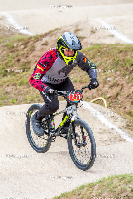 BayBMX2026-05402 | Fotogalerie von Thomas Dettweiler mit Eventbildern und lizenzfreien Fotos. Perfekt als Wandbild, für Büro, Website oder private Nutzung. - Realisiert mit Pictrs.com