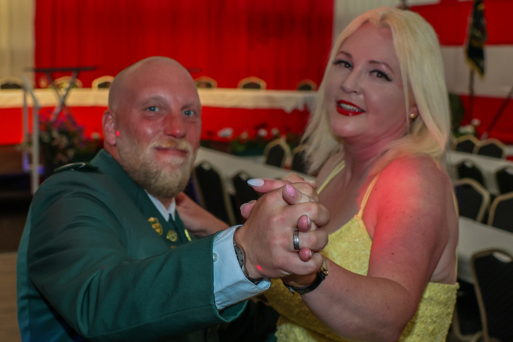 top-top.de-250601-136 | Foto, Video, Fotografie, Videografie, Fotobox, DJ, Discjockey, Musik, Musikbox, Veranstaltung, Photobooth, Amazon, Ebay, Buchtipp, Bestseller, Autor, Verlag, Buch, Wesel, Hamminkeln, NRW, Dinslaken, Rees, Drohne, Hochzeit, Party, Fotobox, Wesel, Fotograf