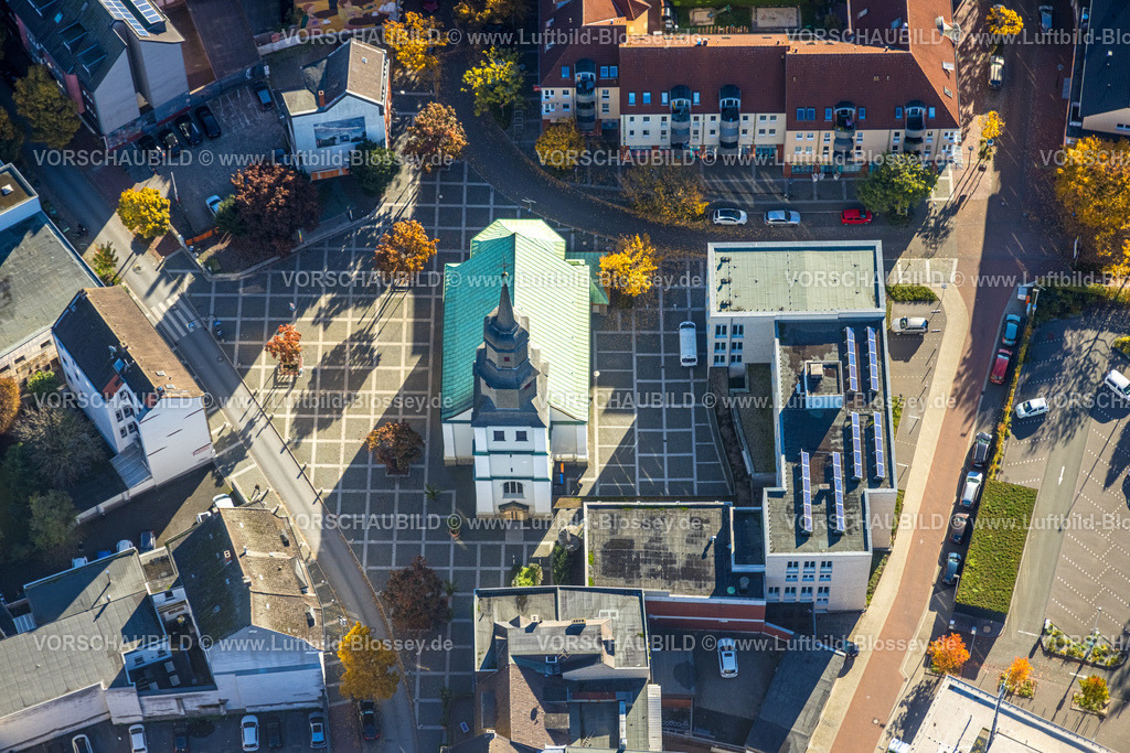 Hamm251001455 | Luftbild, evangelische Jugendkirche / Lutherkirche, herbstliche Bäume, Mitte, Hamm, Ruhrgebiet, Nordrhein-Westfalen, Deutschland