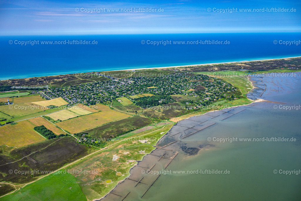 Sylt_Kampen_ELS_6336210625 | KAMPEN (SYLT) 13.06.2025 Ortsansicht an der Meeres-Küste in Kampen (Sylt) auf der Insel Sylt im Bundesland Schleswig-Holstein, Deutschland. // Townscape on the seacoast in Kampen (Sylt) at the island Sylt in the state Schleswig-Holstein, Germany. Foto: Martin Elsen