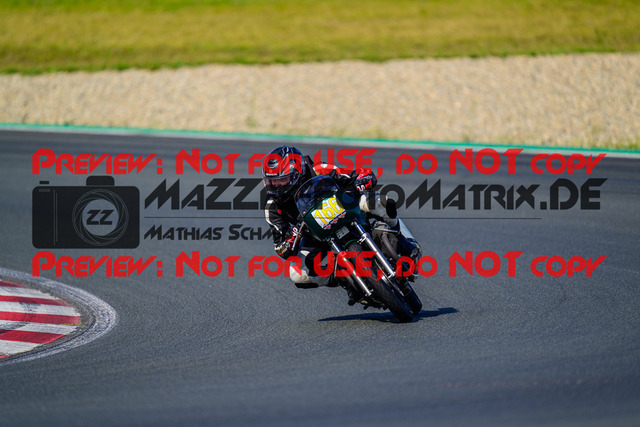 MaZZes_FotoMatrix_240724_6007705_2-321 | GELB