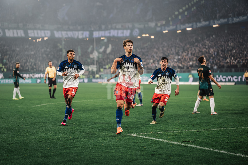 Fußball | Männer | Saison 2025/2026 | 1. Fußball-Bundesliga | 13. Spieltag | Hamburger SV vs. SV Werder Bremen | 07.12.2025 | Torjubel Luka Vuskovic (#44, HSV)