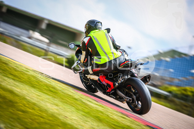 0009-250605_SR-014_9 | Deine Full-Service-Agentur für ✔️Videoproduktionen und ✔️Motorsportfotografie Jetzt Angebot anfragen!
