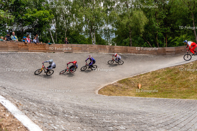 BayBMX2026-05483 | Fotogalerie von Thomas Dettweiler mit Eventbildern und lizenzfreien Fotos. Perfekt als Wandbild, für Büro, Website oder private Nutzung. - Realisiert mit Pictrs.com