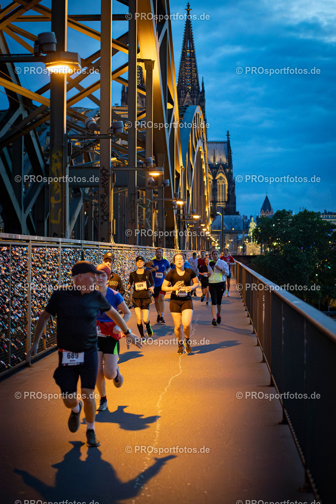 22. Nachtlauf des ASV Koeln; Koeln, 28.05.25 | Impressionen vom 22. Nachtlauf des ASV Koeln am 28.05.25 in der Altstadt von Koeln (Deutschland). Foto: BEAUTIFUL SPORTS/Bernd Hoffmann