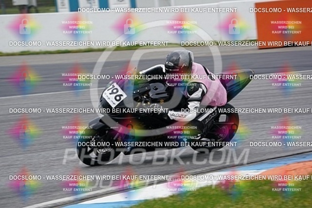 2023_04_25_PBK_21772 | Sportfotografie; SlowMotion; Video; Rennstrecke; Hafeneger; Speer; Racing; RSE; BMW; CBO; Trackday; Motorsportarena; Hockenheimring; Brno; Most; Barcelona; Valencia