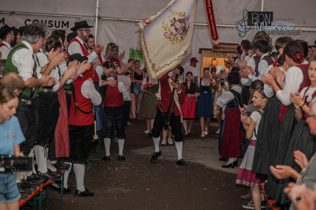 DSC_5964 | "Fussifoto.com – Ihr Ansprechpartner für hochwertige Fotografie! Entdecken Sie kreative Bilder und professionelle Dienstleistungen. Kontaktieren Sie uns für Ihre Projekte!"