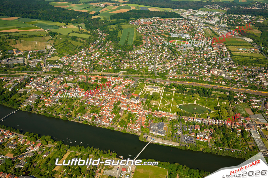 Das Luftbild zeigt  Veitshöchheim - Die Luftaufnahme wurde 2023 vom UL-Flugzeug aus erstellt ( keine Drohne ) - Hochauflösende Luftaufnahme - Für grossformatige Ausdrucke geeignet. Die Geschenkidee !Mit Lizenz und Bildrechte bestellbar