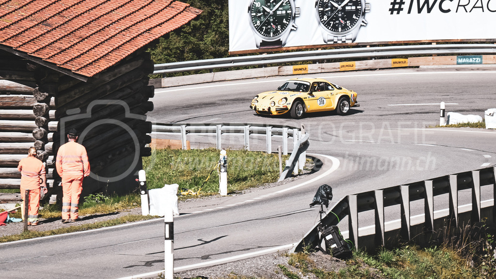 19. Arosa ClassicCar 2023 - 1. September 2023 | 19. Arosa ClassicCar 2023
Arosa, Schweiz
Michel Markus aus Bremgarten (AG) mit der Startnummer 318 in einem Alpine A110 SC, Jahrgang 1973, in der Klasse Sport Trophy.
@arosaclassiccar, @arosa.official, #arosaclassiccar, #arosa, #76curves, #classiccar
Bild: Sportfotografie Markus Aeschimann | www.markus-aeschimann.ch - Realisiert mit Pictrs.com