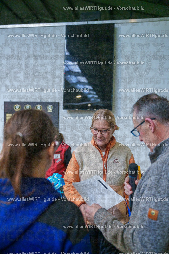 7R501462 | Professionelle Tierfotografie in Mönchengladbach von Daniel Wirth (allesWIRTHgut). Liebevolle & natürliche Bilder von Hunden & Katzen für unvergessliche Erinnerungen.