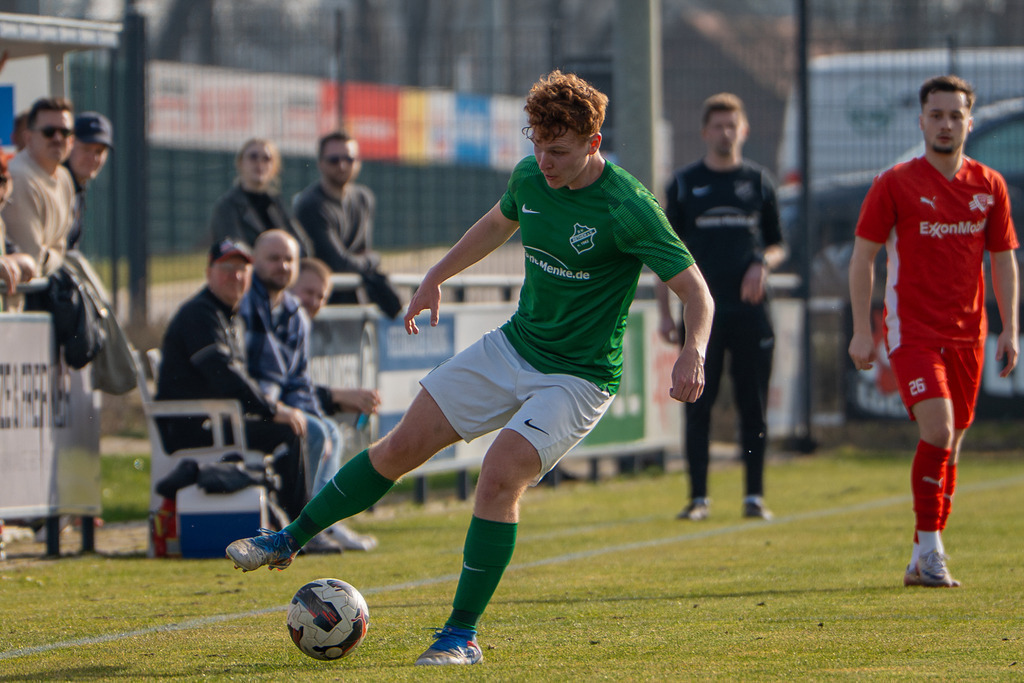 Fußball I Herren I Saison 2025-2026 I Bezirksliga Weser-Ems 4 I 22. Spieltag I Vfl Oythe  - SV Bethen I 7001 | jns.sportfotos - Realisiert mit Pictrs.com