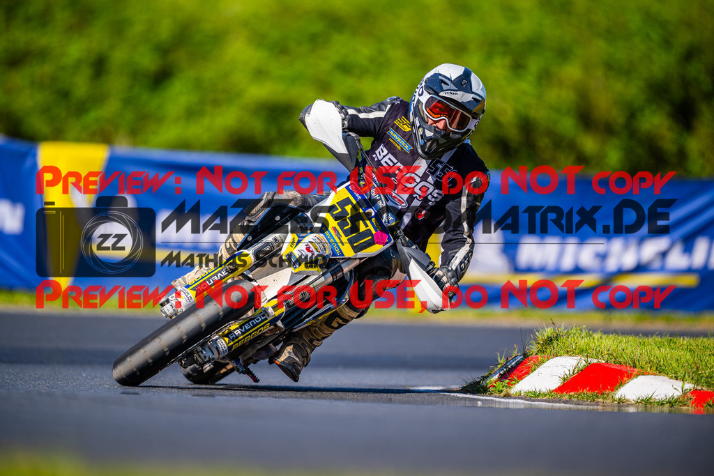 MaZZes_FotoMatrix_240511_6007705_6637 | S1