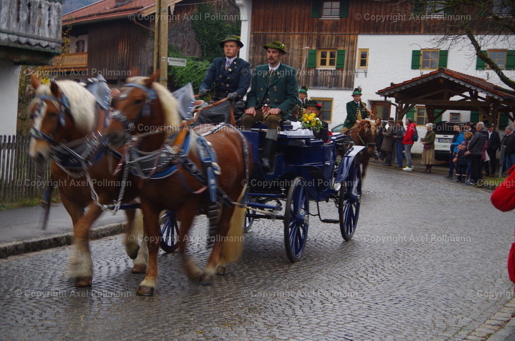 IMGP8619 | fotografiert von Axel PollmannLeonhardi Wallfahrt Benediktbeuern und Murnau, Fronleichnam, Fasching, Landschaft im Loisachtal und Benediktbeuern  - Realized with Pictrs.com