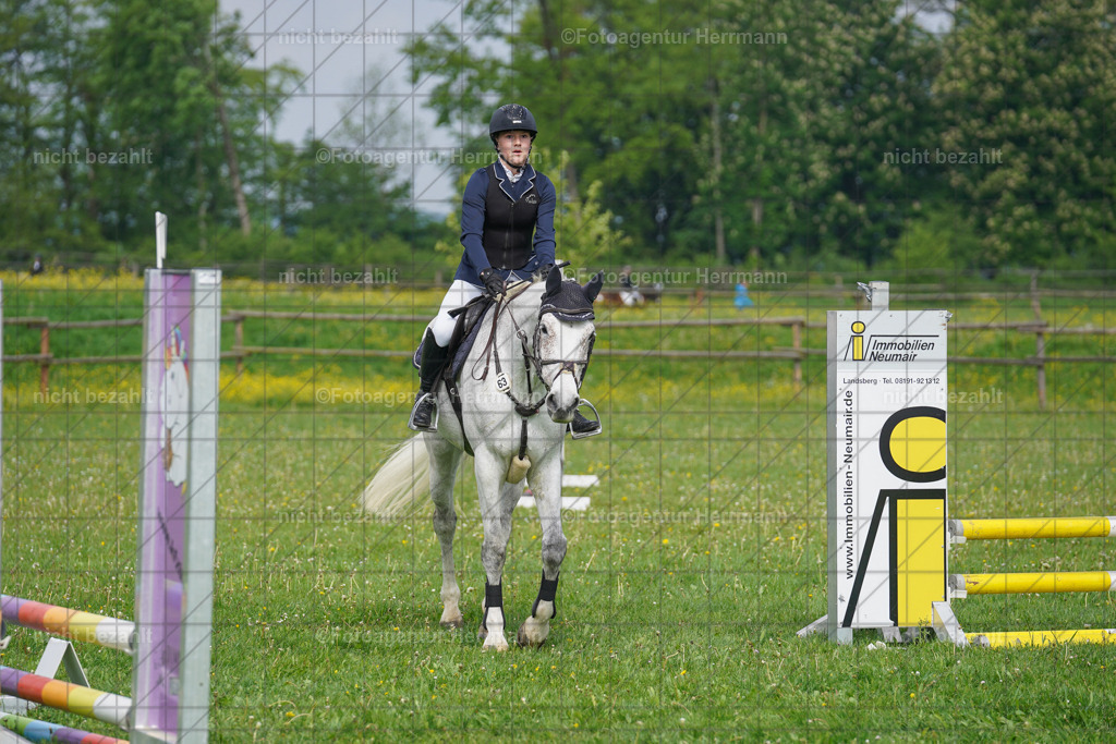 20240509-FAH02166 | Turnierbilder der Turnierfotografen Bayern, Pferdesport Fotografie, Reitsportbilder, Turnier Landberg am Lech, Turnierbilder bayern, Fotoagentur Herrmann