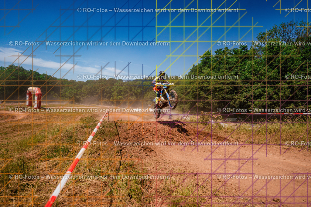 5 Lauf Schlüchtern IGE 2026-730 | Sportfotografie von RO-Fotos: Motorsport, Motocross, Enduro, Laufveranstaltungen und Triathlon. Professionelle Fotos von Sportlern und Events. - Realisiert mit Pictrs.com