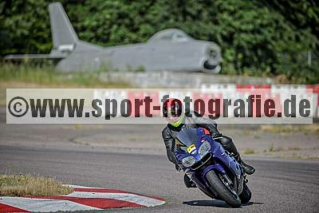 pube8640 | Professionelle Fotos von Sportveranstaltungen, aber auch Hochzeiten und anderen Events. - Realisiert mit Pictrs.com