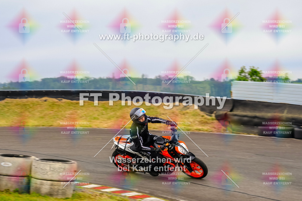 OBK-5961 | Hier findet Ihr Bilder von Touristenfahrten auf der Nürburgring Nordschleife oder von anderen Veranstaltungen die ich besucht habe. Viel Spass beim Durch Schauen 