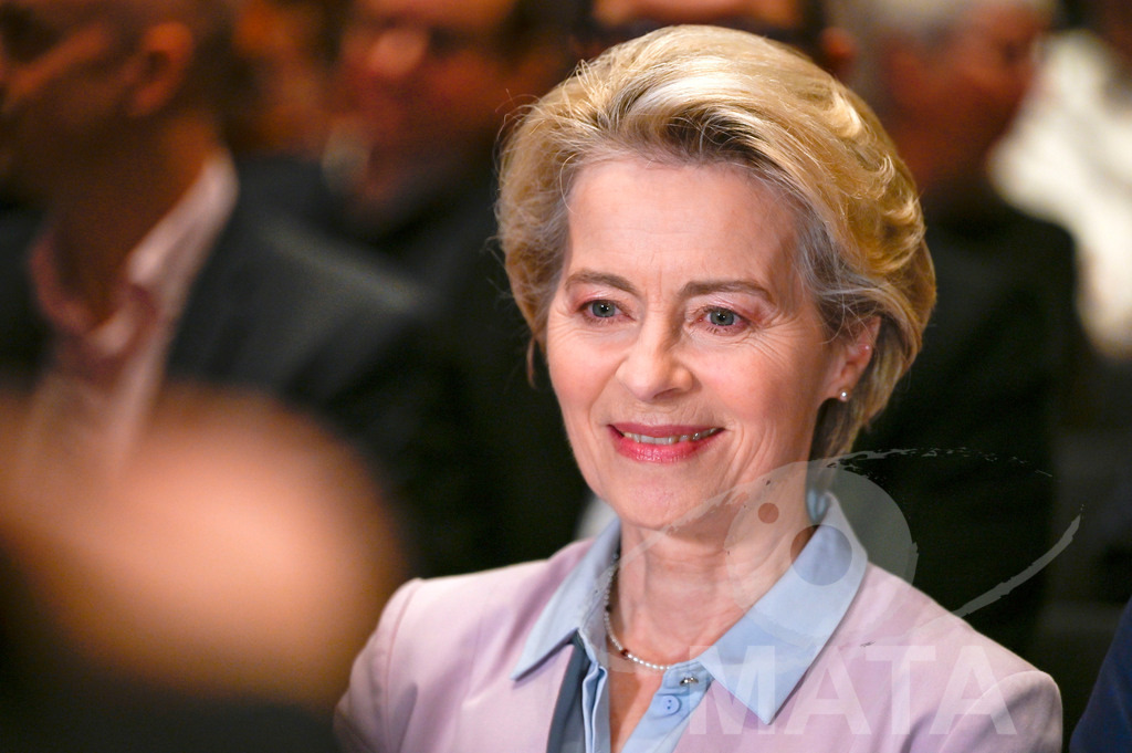 _DWI0377 | Politikerin Ursula von der Leyen beim CDU-NRW Neujahrsempfang in Düsseldorf. Düsseldorf, 28.01.2023 - Realisiert mit Pictrs.com