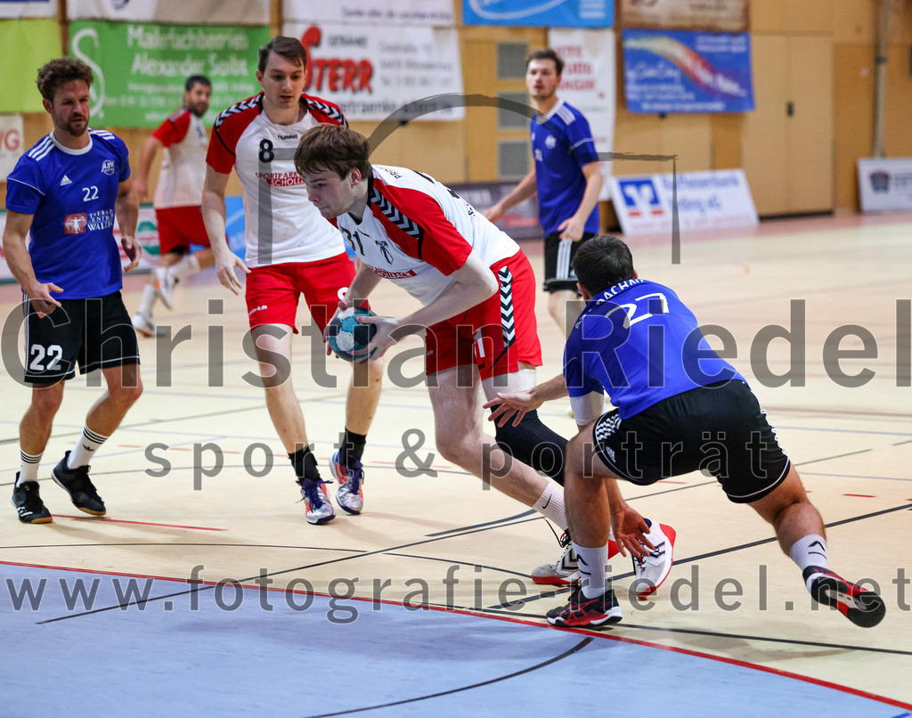 2022-10-08_019_SpVgg_Altenerding_gegen_ASV_Dachau | Erding, Deutschland, 08.10.2022:
Handball, Bezirksoberliga Männer 2022 / 2023, 4. Spieltag, SpVgg Altenerding gegen ASV Dachau, Endergebnis: 23:23

Matthias Hauß (ASV Dachau, #22), Quirin Huber (SpVgg Altenerding, #8), Niklas Fleps (SpVgg Altenerding, #31), Ludwig Streller (ASV Dachau, #27)

Foto: Christian Riedel / fotografie-riedel.net