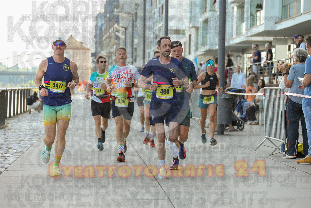 250920_1447_EX1_7527 | Sportfotografie im Rhein-Sieg Kreis, Köln, Bonn, NRW, Rheinland Pfalz, Hessen, etc. Unser Tätigkeitsfeld umfasst den Laufsport vom Volkslauf über den Marathon, Duathlon, Triathon bis zum Ultralauf wie Kölnpfad Ultra oder Schindertrail.