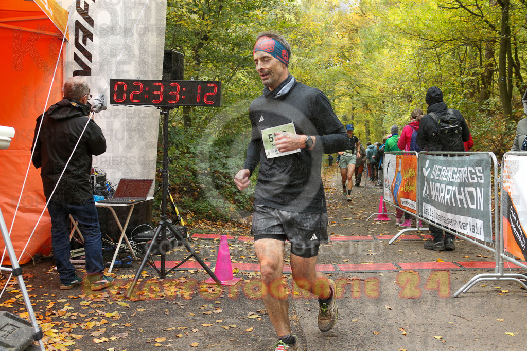 251026_1234_EX1_0734 | Sportfotografie im Rhein-Sieg Kreis, Köln, Bonn, NRW, Rheinland Pfalz, Hessen, etc. Unser Tätigkeitsfeld umfasst den Laufsport vom Volkslauf über den Marathon, Duathlon, Triathon bis zum Ultralauf wie Kölnpfad Ultra oder Schindertrail.