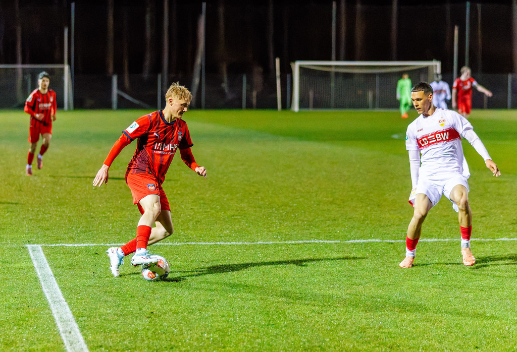 FCHVFB_260325_3-41 | 1.FC Heidenheim 1846 vs. VfB Stuttgart, Fußball, A-Junioren, Verbandspokal, 2025/2026, 25.03.2026 in Heidenheim, Rasenplatz, Walter-Birkhold-Jugendstadion(Foto: Michael Bulling) - Realisiert mit Pictrs.com