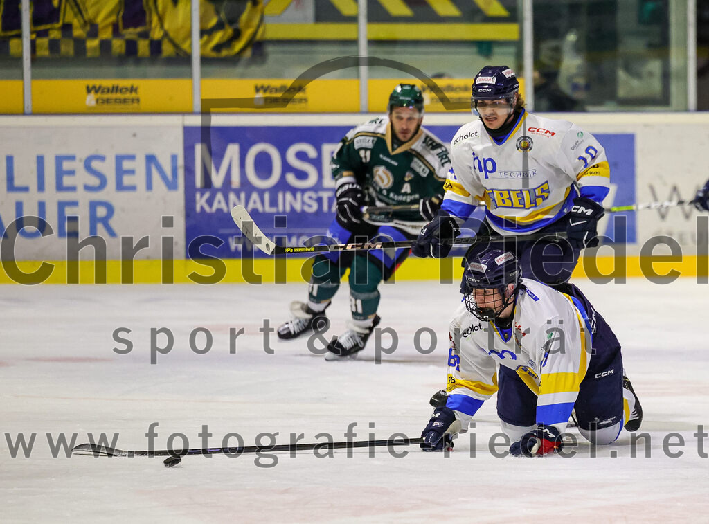 2025-12-05_099_TSV_Erding_gegen_Stuttgart_Rebels | Erding, Deutschland, 05.12.2025:Eishockey, Oberliga Süd 2025 / 2026, 23. Spieltag, TSV Erding gegen Stuttgart Rebels, Endergebnis: 5:6Foto: Christian Riedel / fotografie-riedel.net