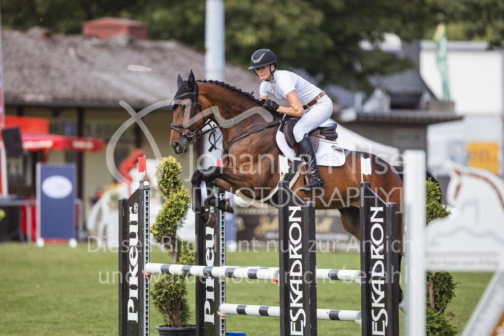 240719_LC_SprPf-A2-232 | Deine schönsten Turniermomente als professionelle Fotos! Entdecke hochwertige Pferdesport-Fotografie im Online-Shop. Jetzt Fotos finden & bestellen!