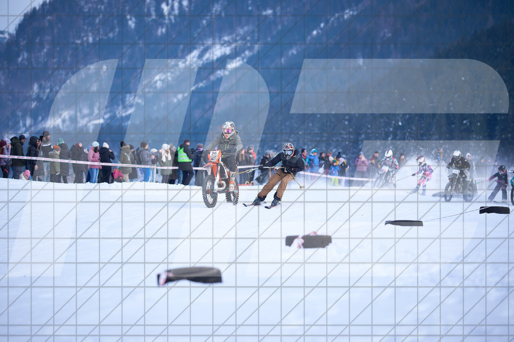 11. Holzknecht Skijöring | Skijöring am 24.01.2026: 11. Holzknecht Skijöring in Gosau am Dachstein, Oberösterreich, ÖsterreichFoto: © 2026 Martin Bihounek | mb-creative.eu