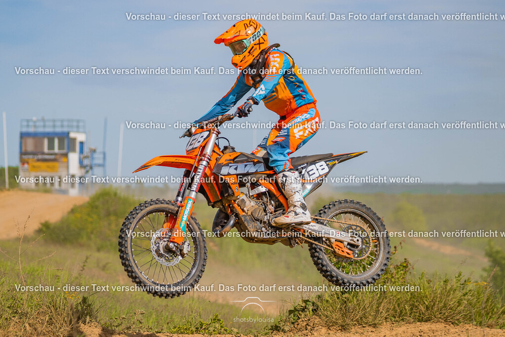 05_03_Schwedt-9350 | Sportfotografin aus Berlin-Brandenburg mit Fokus auf Motocross. Ich halte deine sportliche Leistung und echte Emotionen auf und neben der Strecke professionell fest. Entdecke die Fotos von deinem Rennen und bestelle sie direkt hier im Shop.